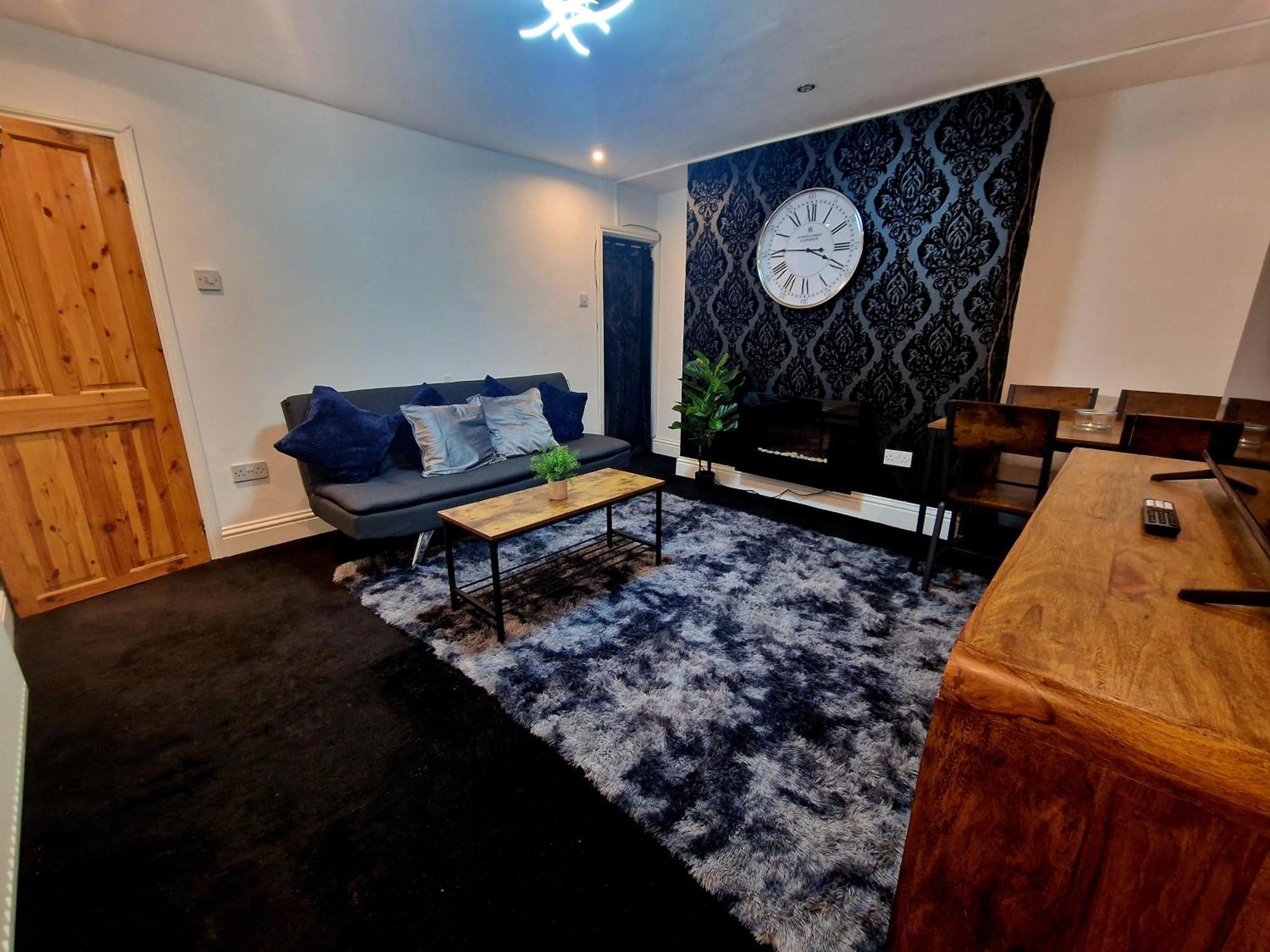 Private Courtyard Apartment In Bradford With Parking Shipley  Kültér fotó